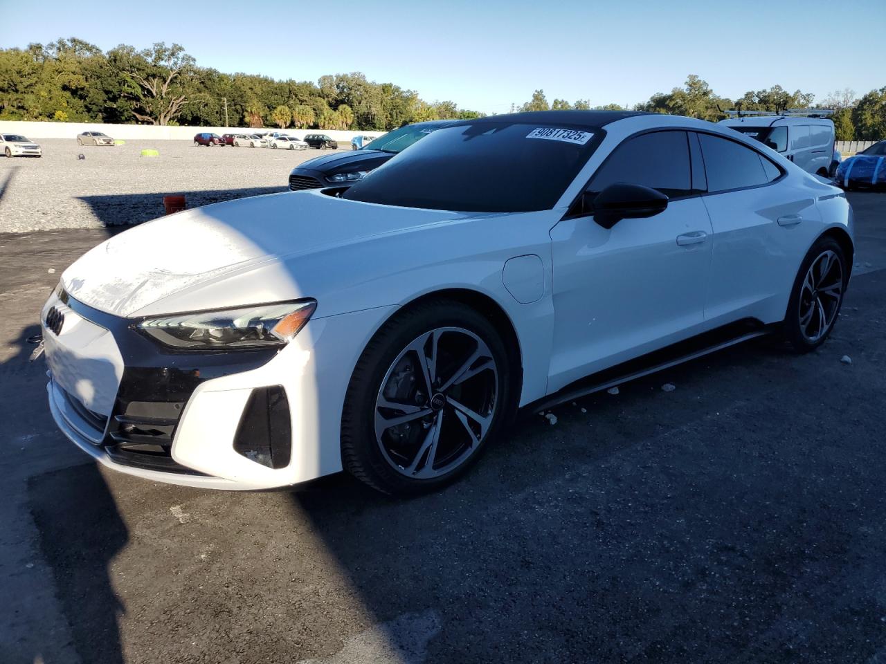 AUDI E-TRON GT 2024