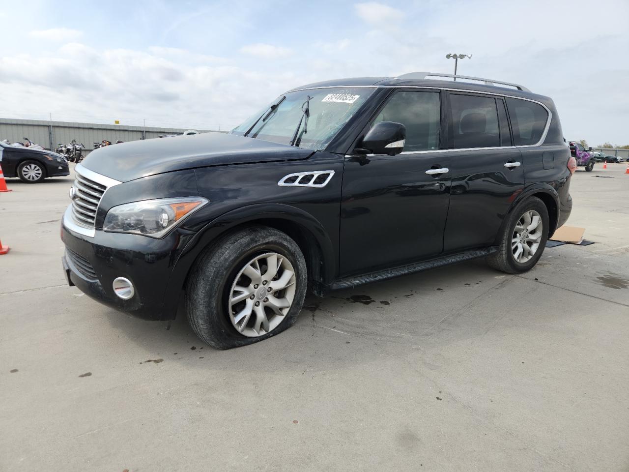 INFINITI QX56 2011