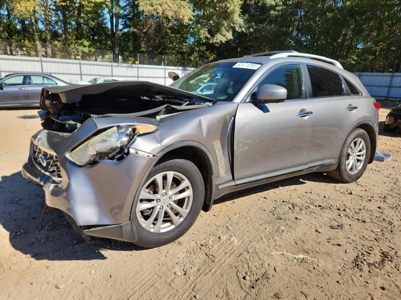 INFINITI FX35 2011