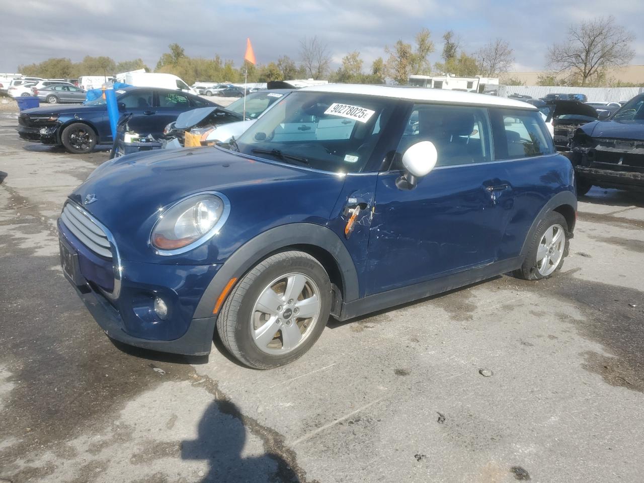 MINI COOPER 2015