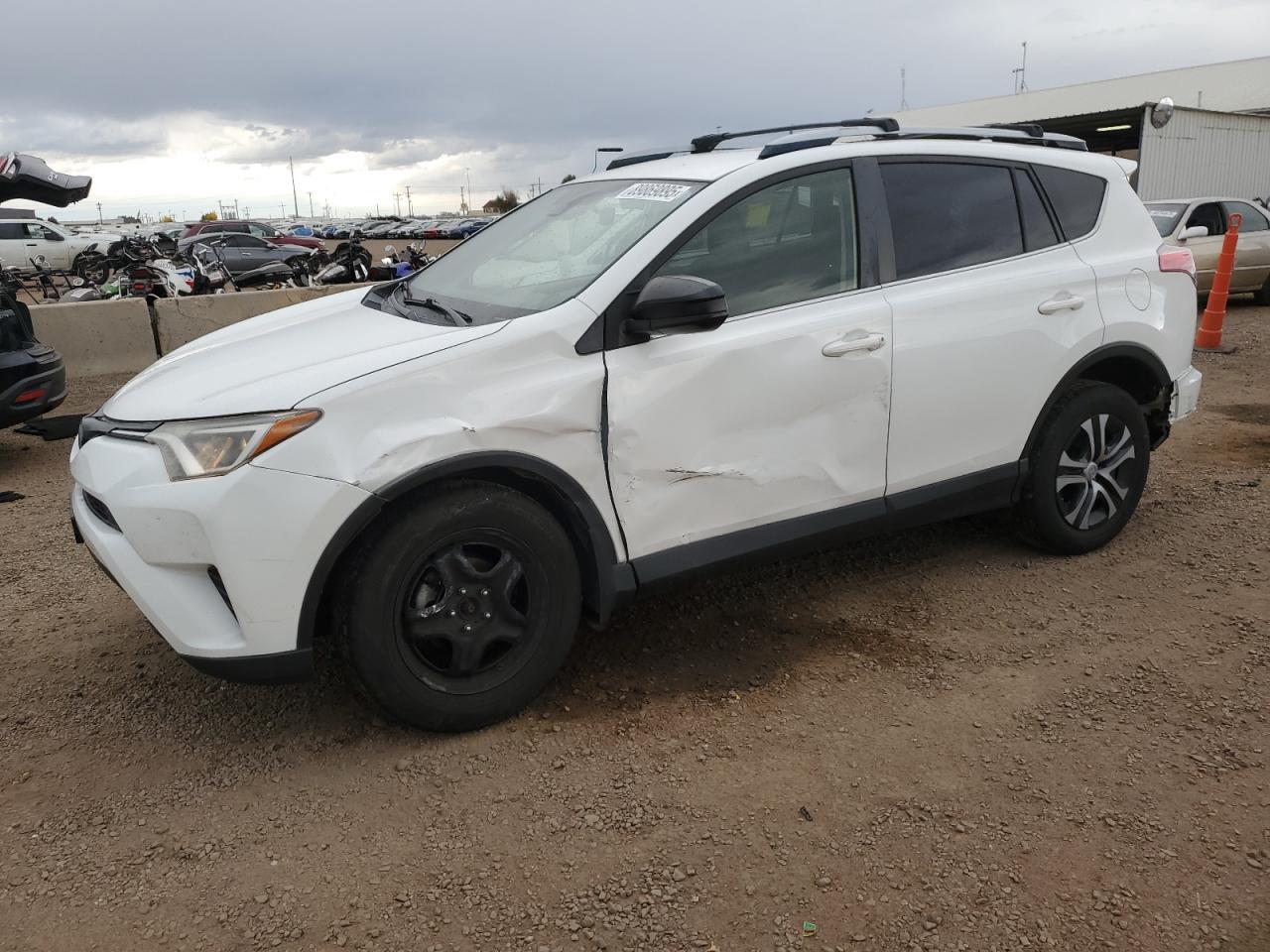 TOYOTA RAV4 LE 2018