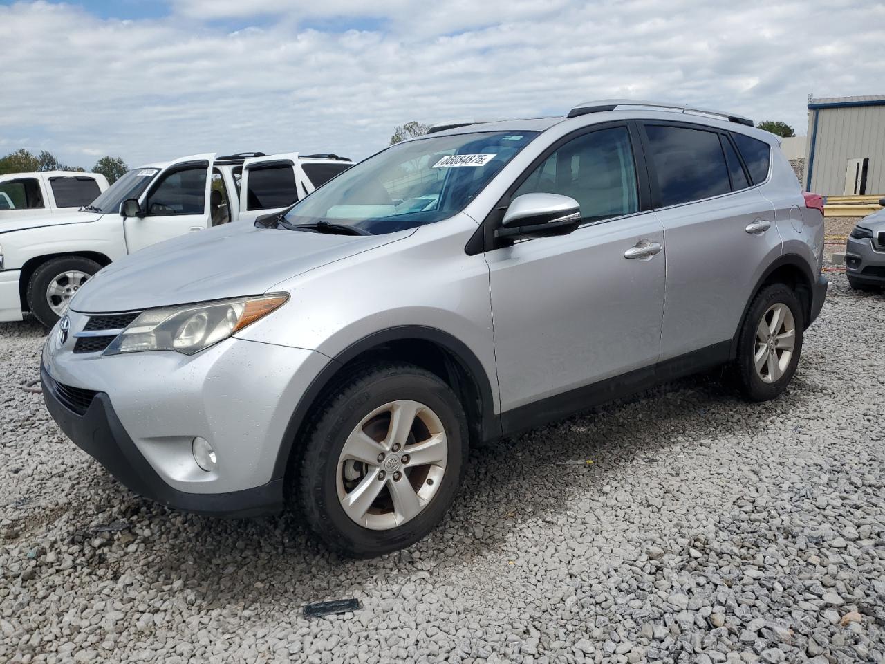 TOYOTA RAV4 XLE 2013