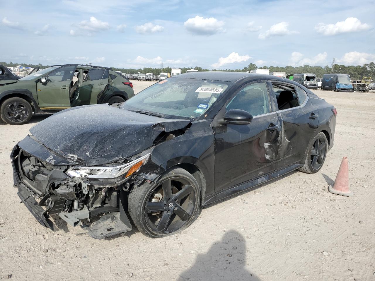 NISSAN SENTRA SR 2022