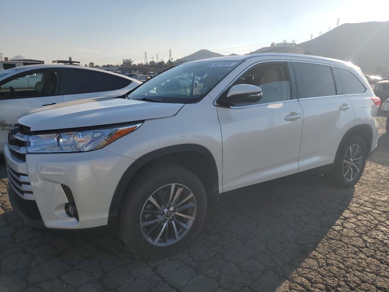 TOYOTA HIGHLANDER 2019