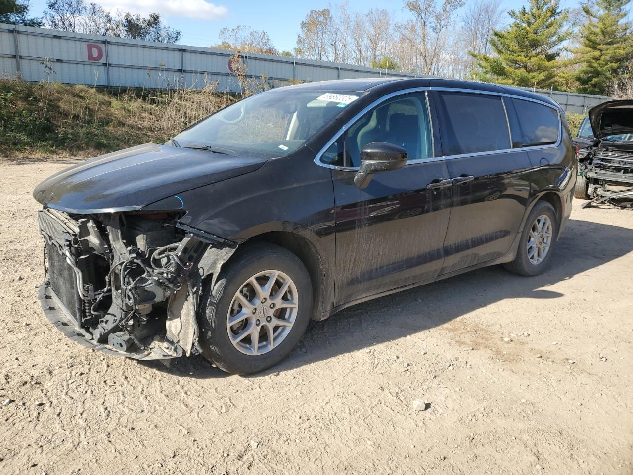 CHRYSLER VOYAGER LX 2023