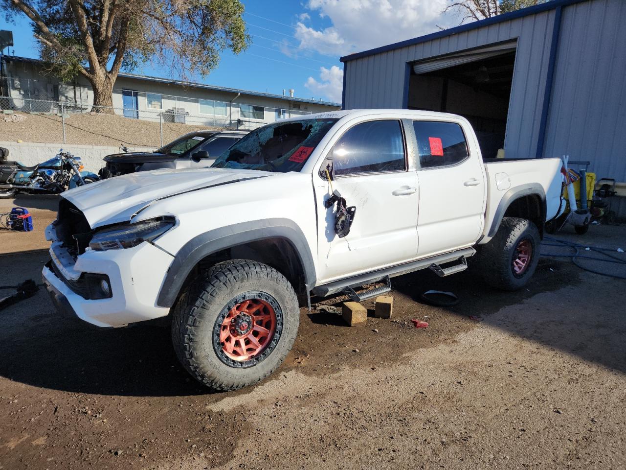 TOYOTA TACOMA 2019