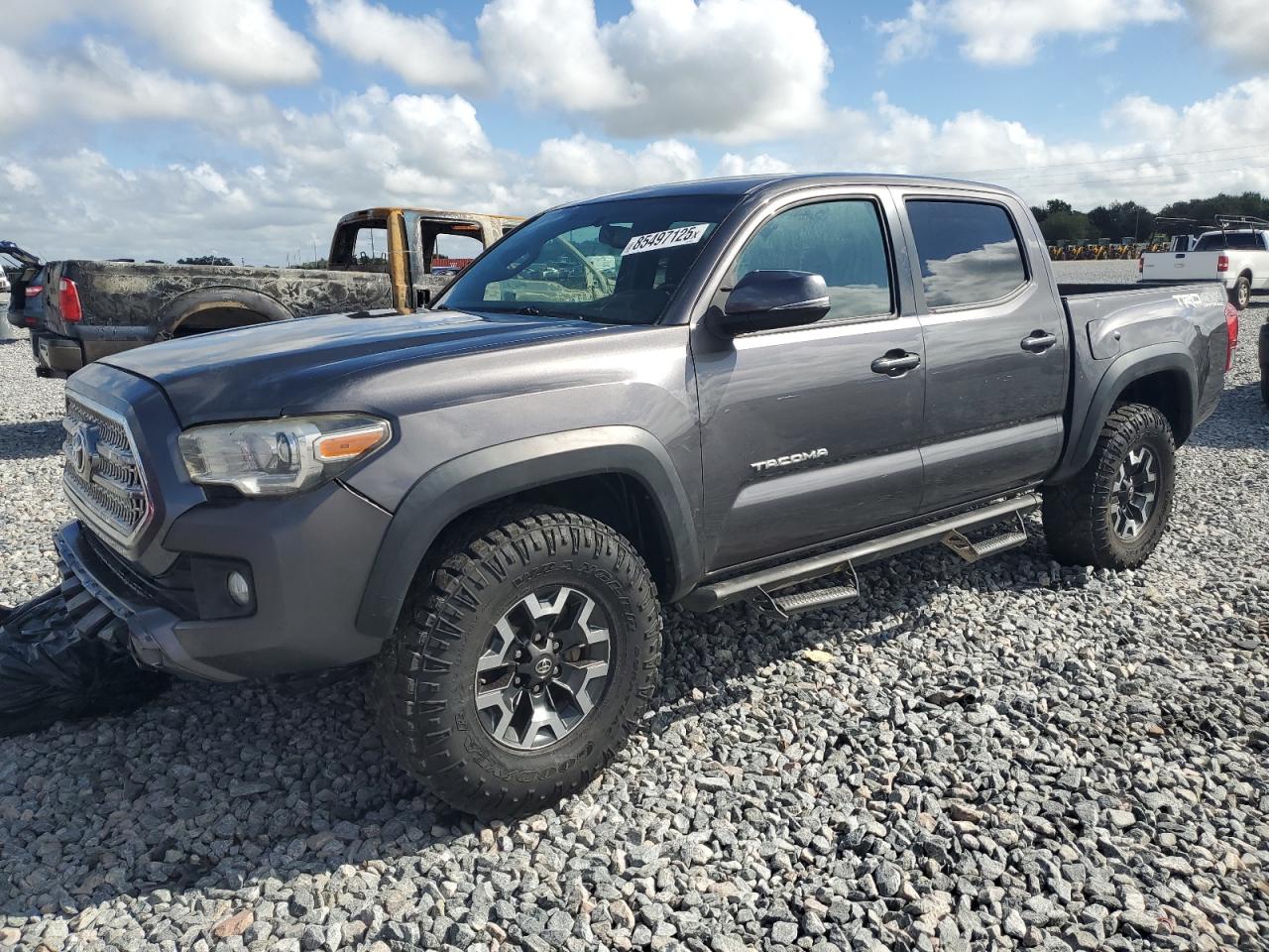 TOYOTA TACOMA DOU 2017