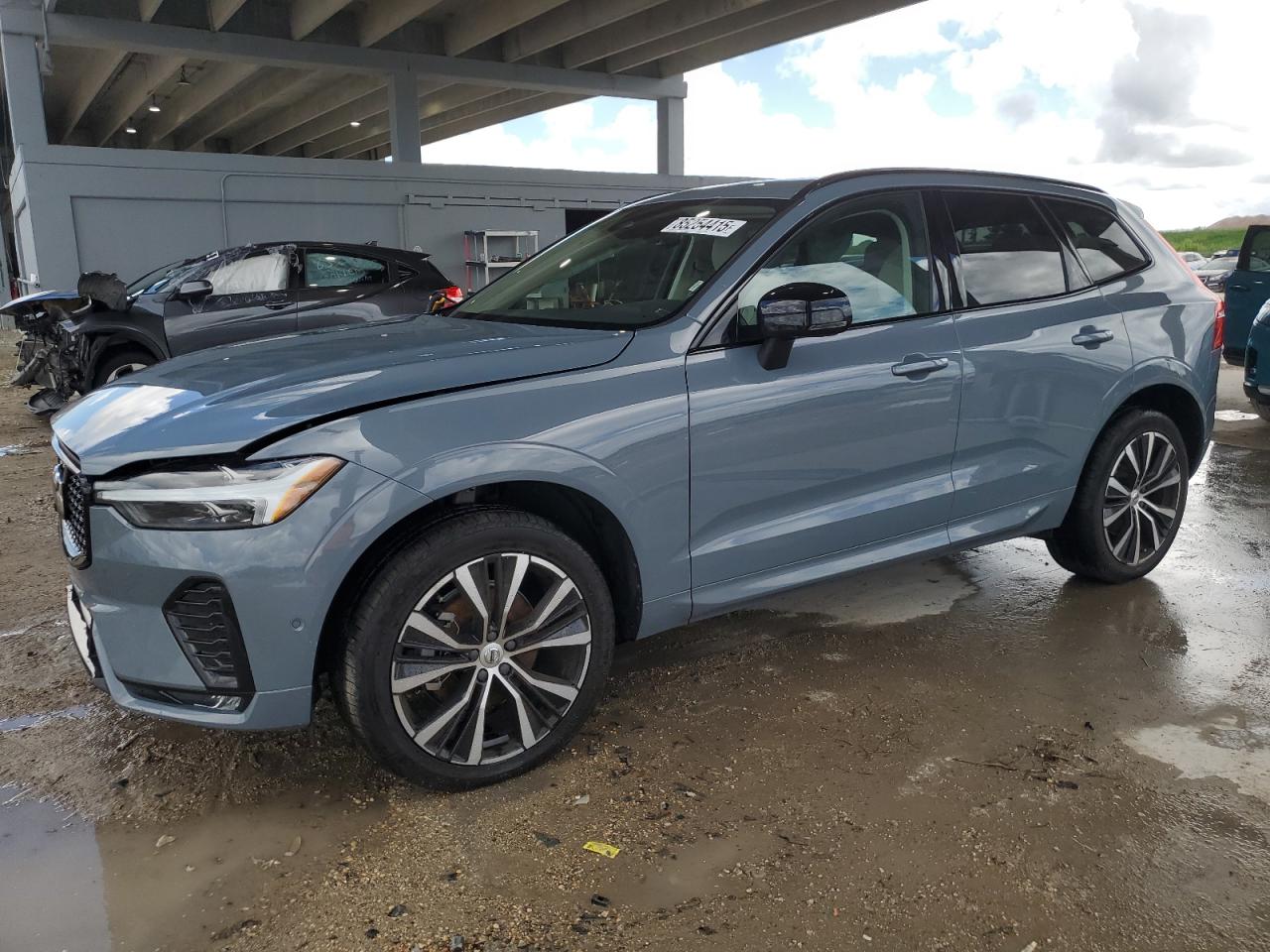 VOLVO XC60 PLUS 2024