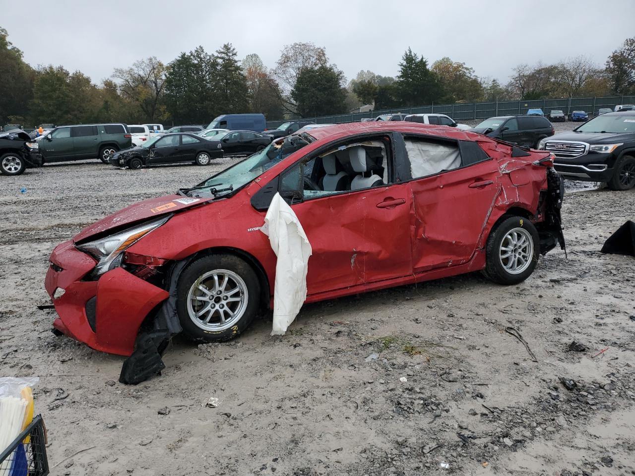 TOYOTA PRIUS 2017