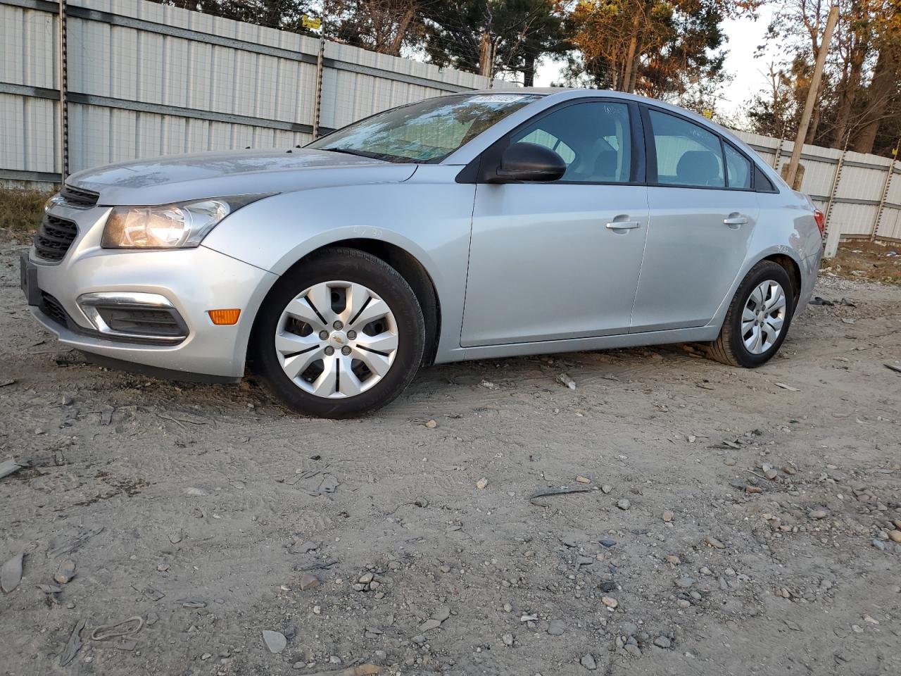 CHEVROLET CRUZE LS 2015