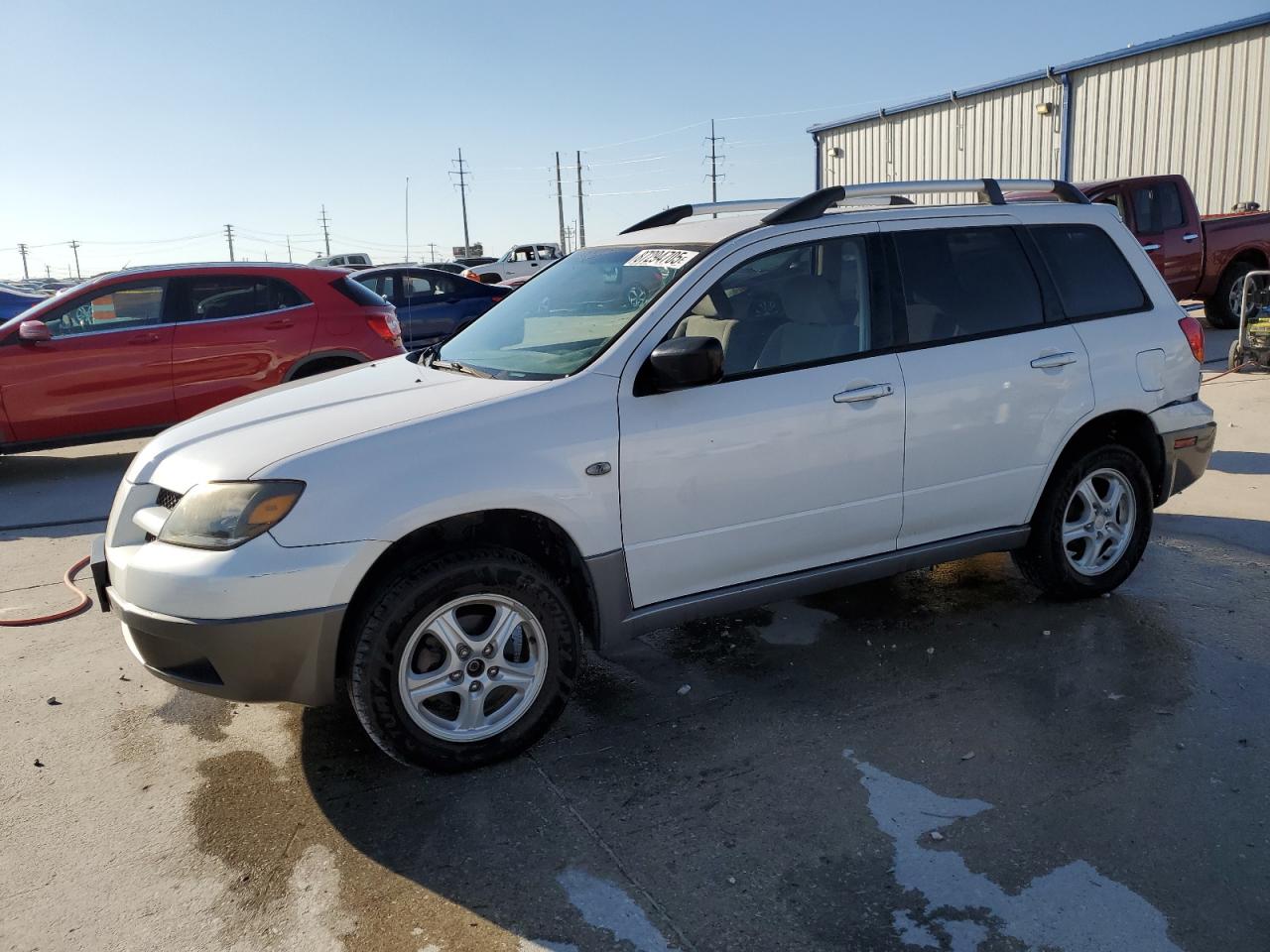 MITSUBISHI OUTLANDER 2004