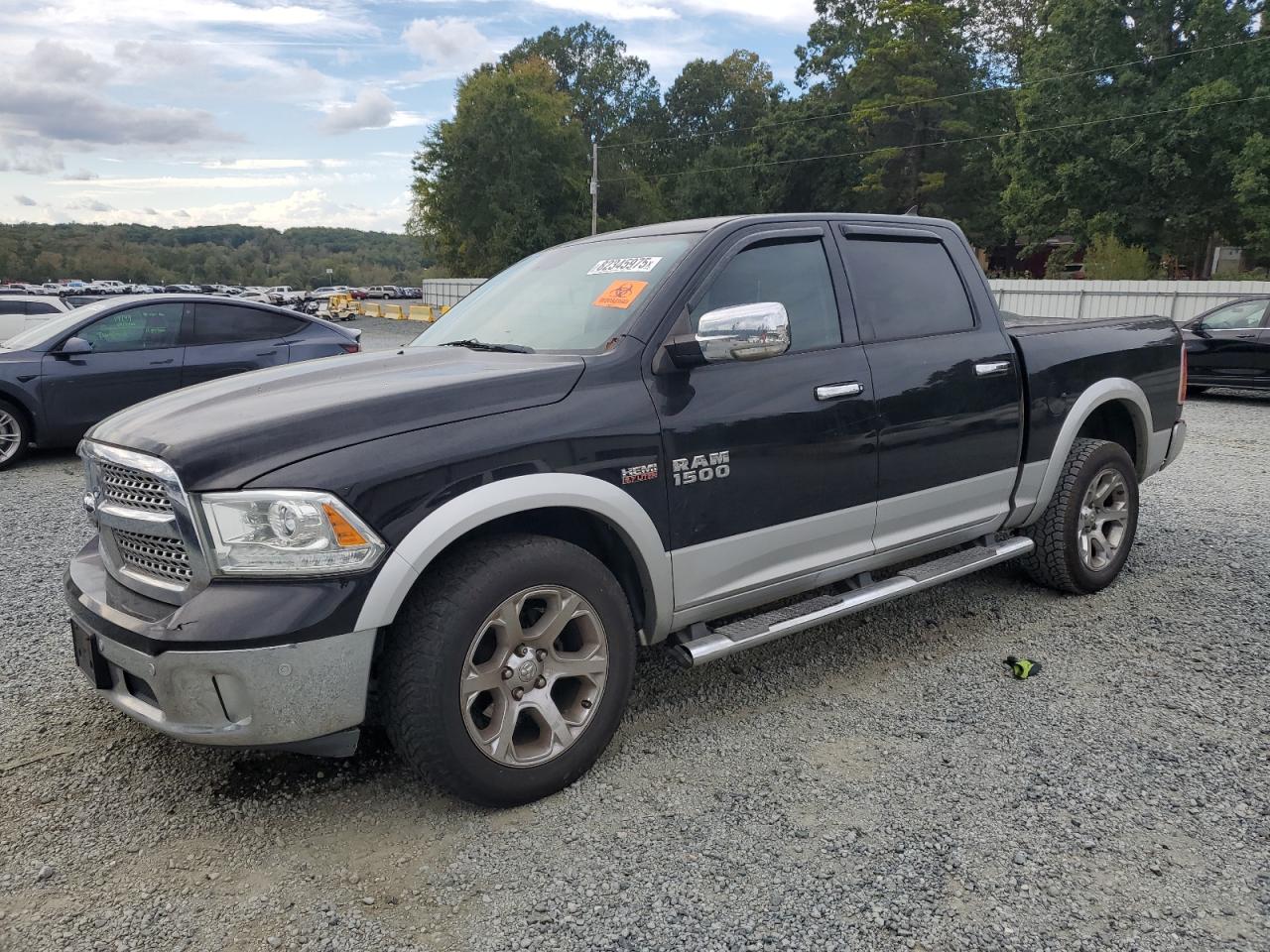 RAM 1500 LARAMIE 2015