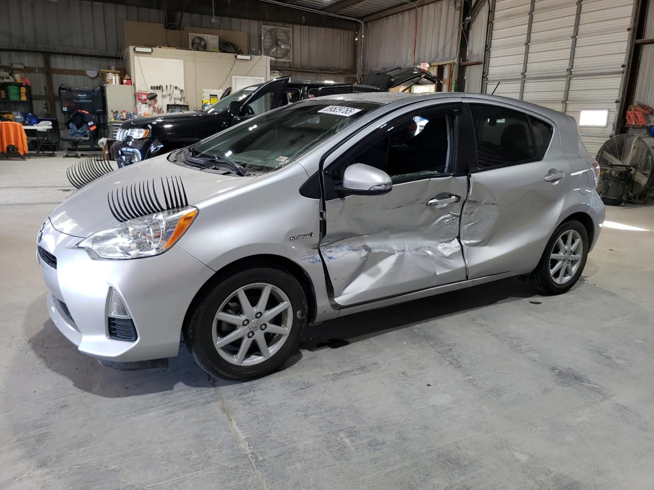 TOYOTA PRIUS C 2012