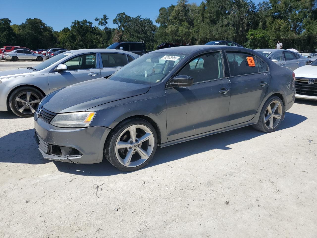 VOLKSWAGEN JETTA BASE 2013