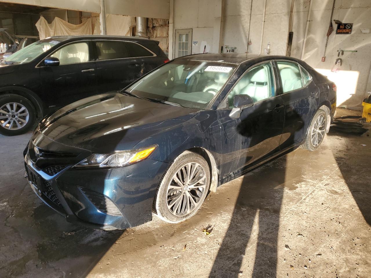 TOYOTA CAMRY 2018