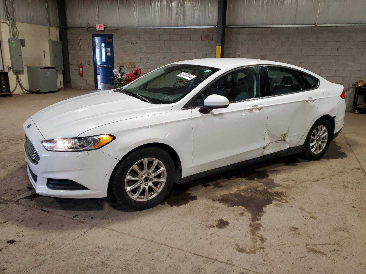 FORD FUSION S 2015