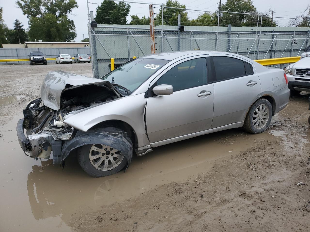 MITSUBISHI GALANT ES 2009