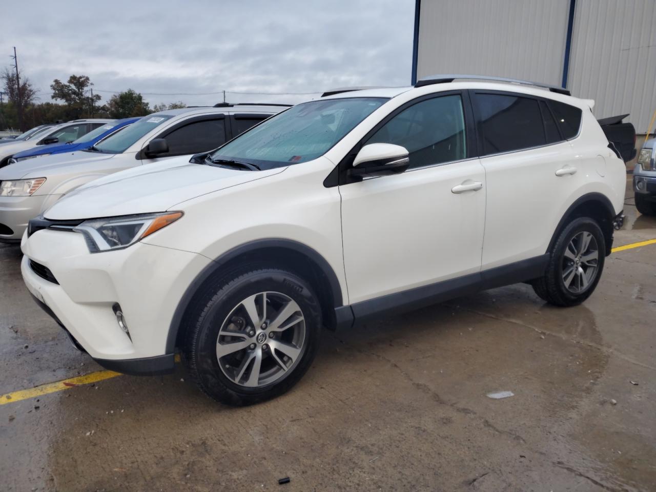 TOYOTA RAV4 2018