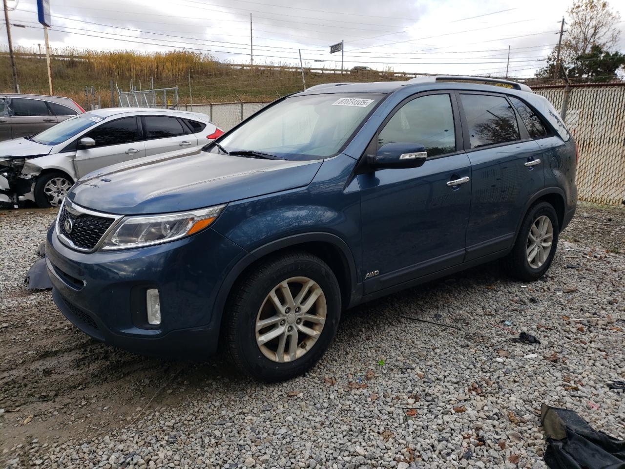 KIA SORENTO LX 2014