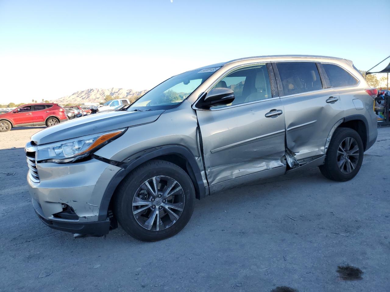 TOYOTA HIGHLANDER 2015