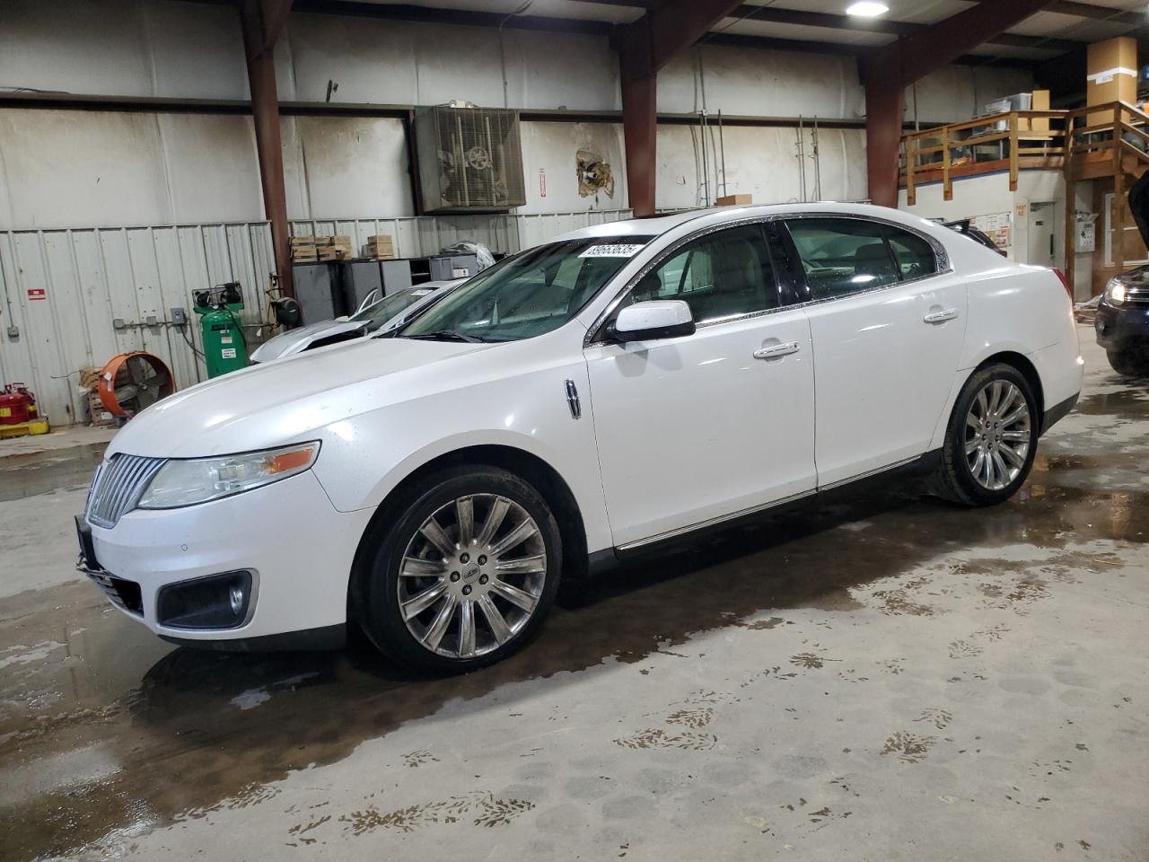 LINCOLN MKS 2010