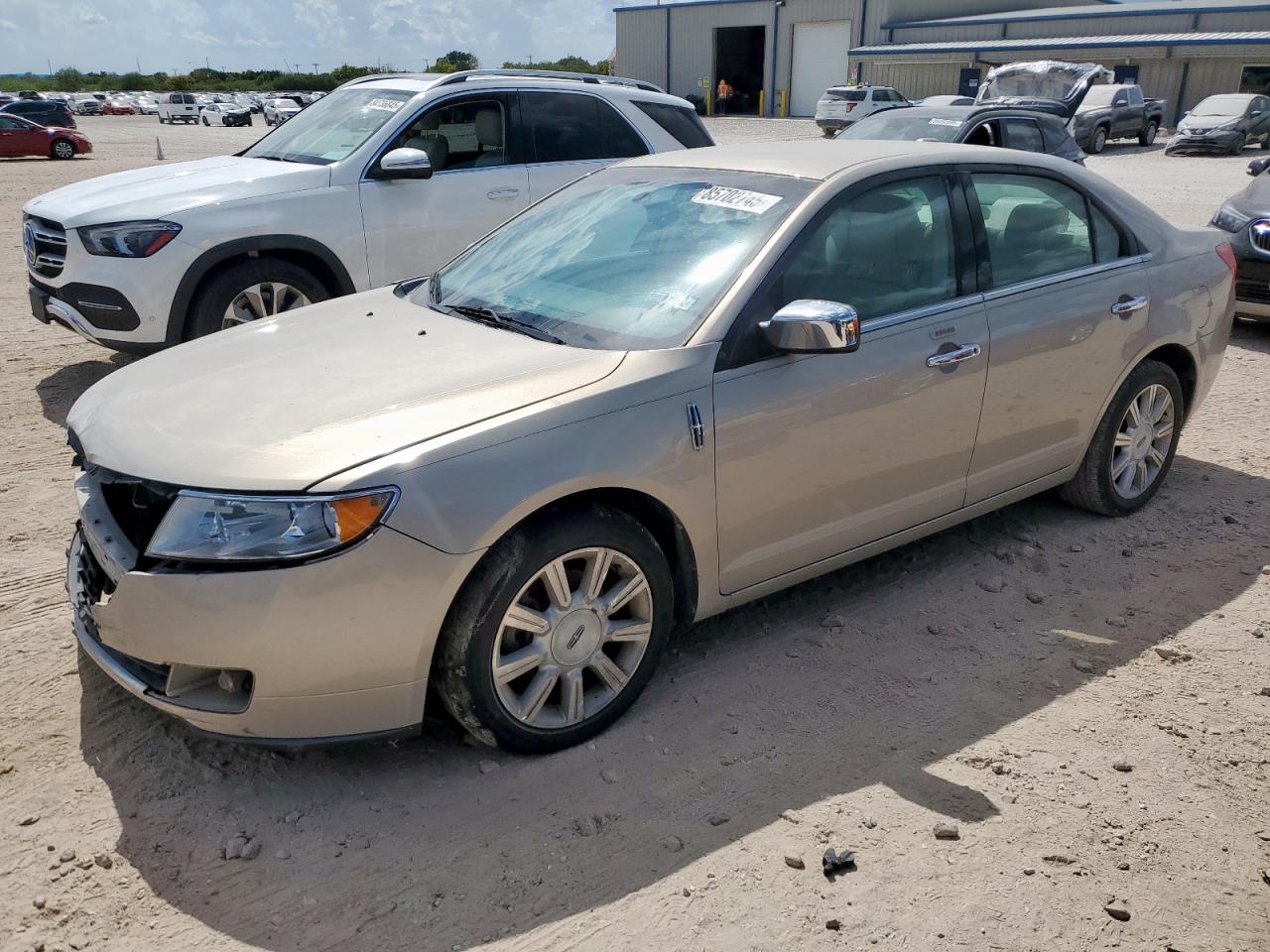 LINCOLN MKZ 2010