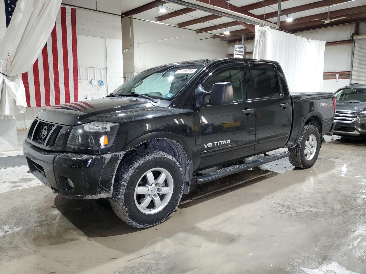 NISSAN TITAN S 2012