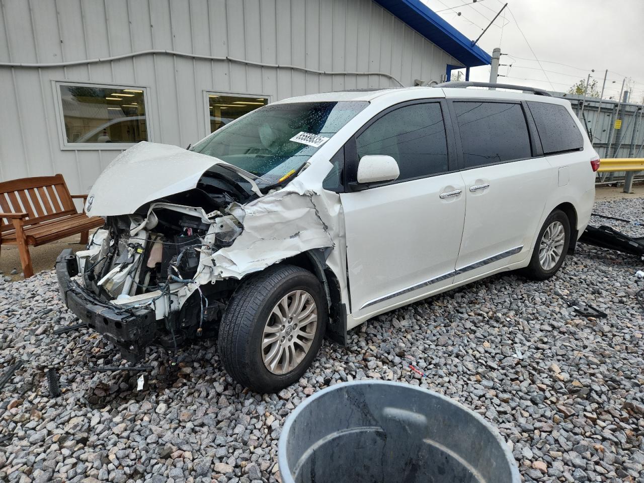 TOYOTA SIENNA 2015