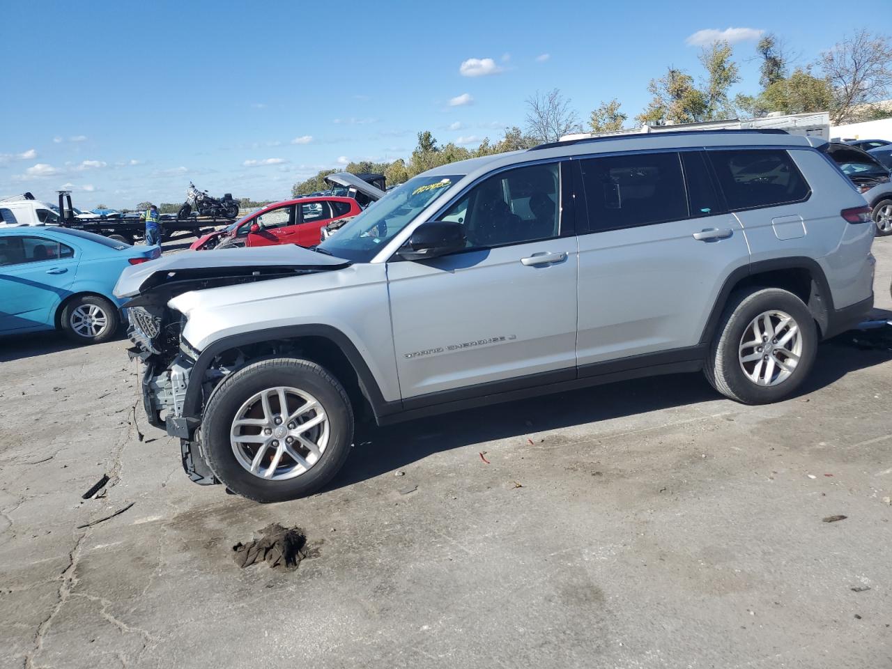 JEEP GRAND CHEROKEE L LAREDO 2023