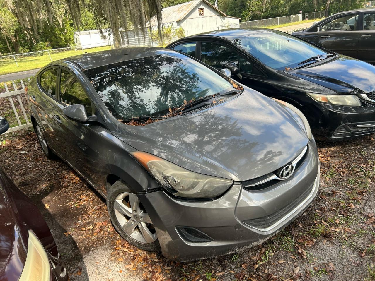 HYUNDAI ELANTRA GL 2013