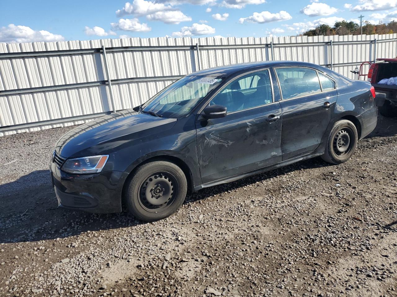 VOLKSWAGEN JETTA BASE 2013