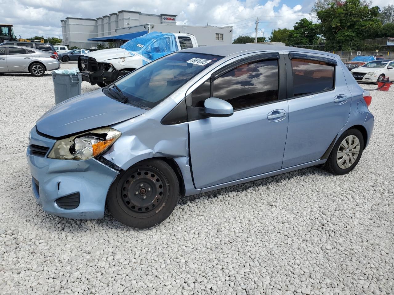 TOYOTA YARIS 2012