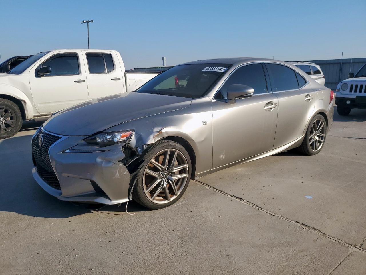 LEXUS IS 2016