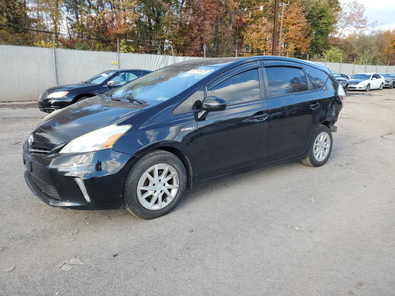 TOYOTA PRIUS V 2012