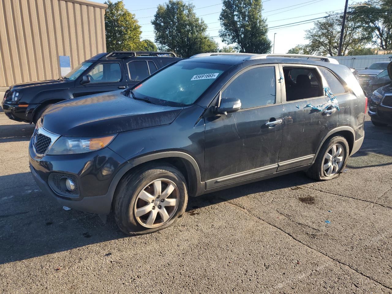 KIA SORENTO LX 2013