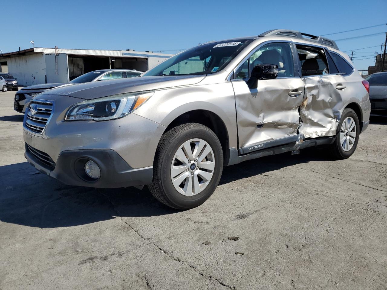 SUBARU OUTBACK 2. 2015