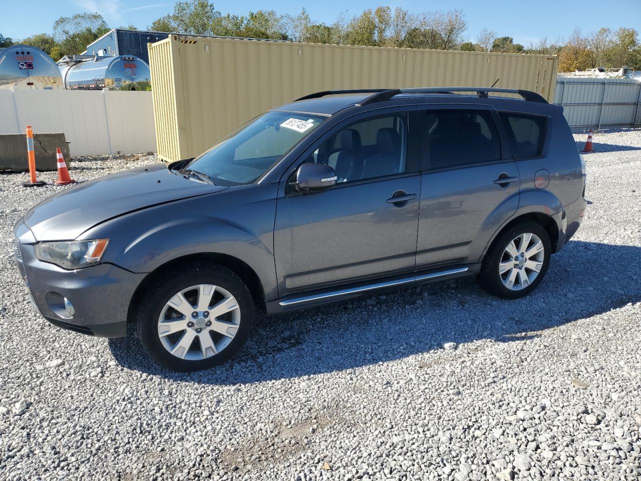 MITSUBISHI OUTLANDER 2012
