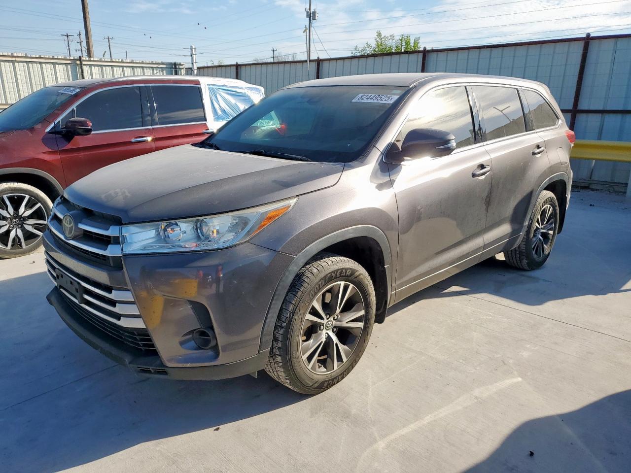 TOYOTA HIGHLANDER 2018