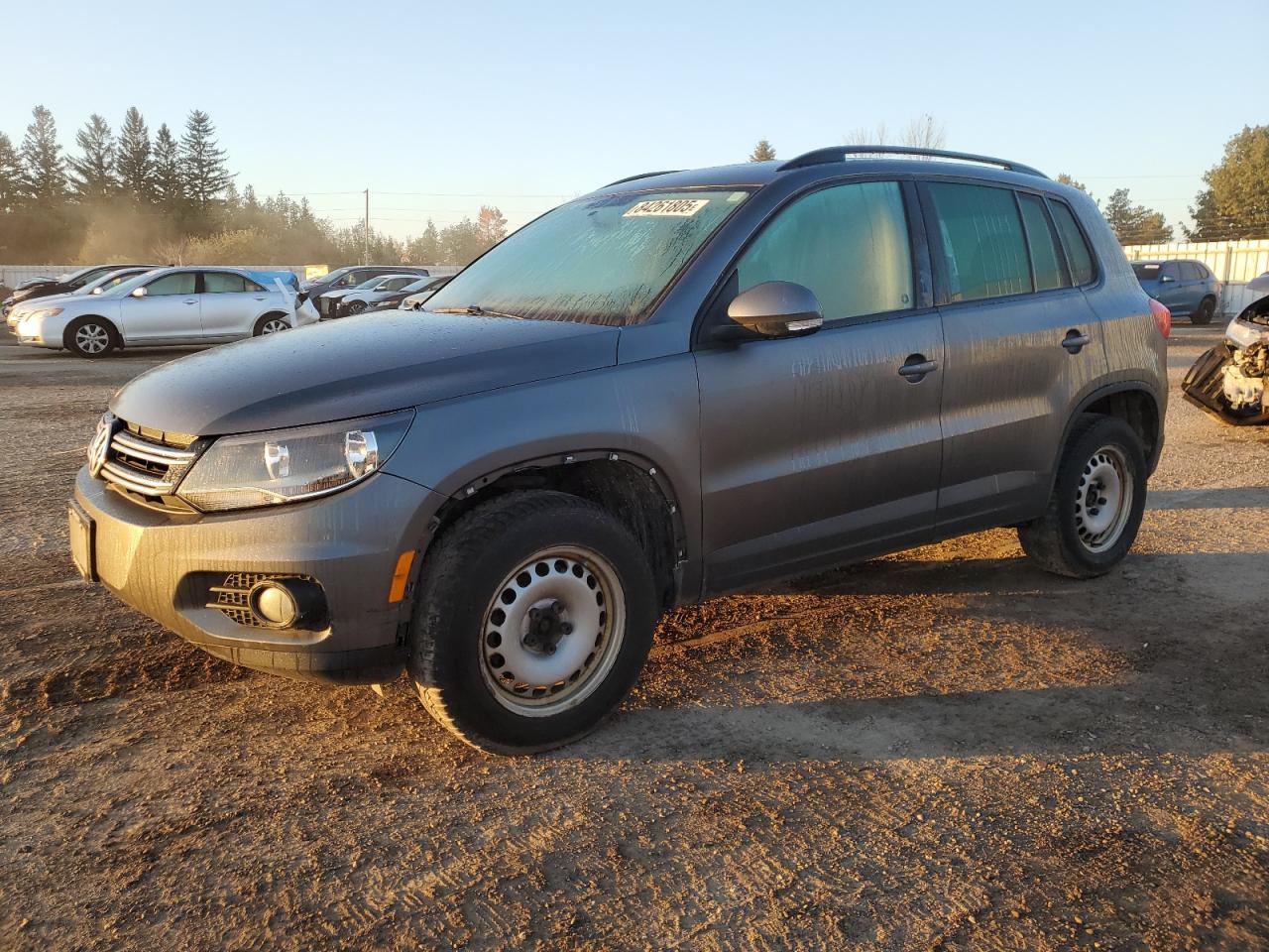 VOLKSWAGEN TIGUAN S 2013