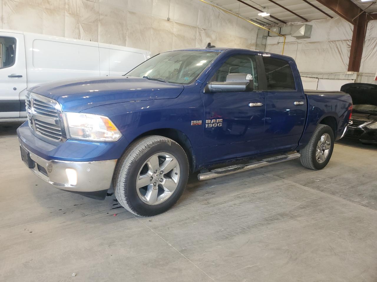 RAM 1500 SLT 2017