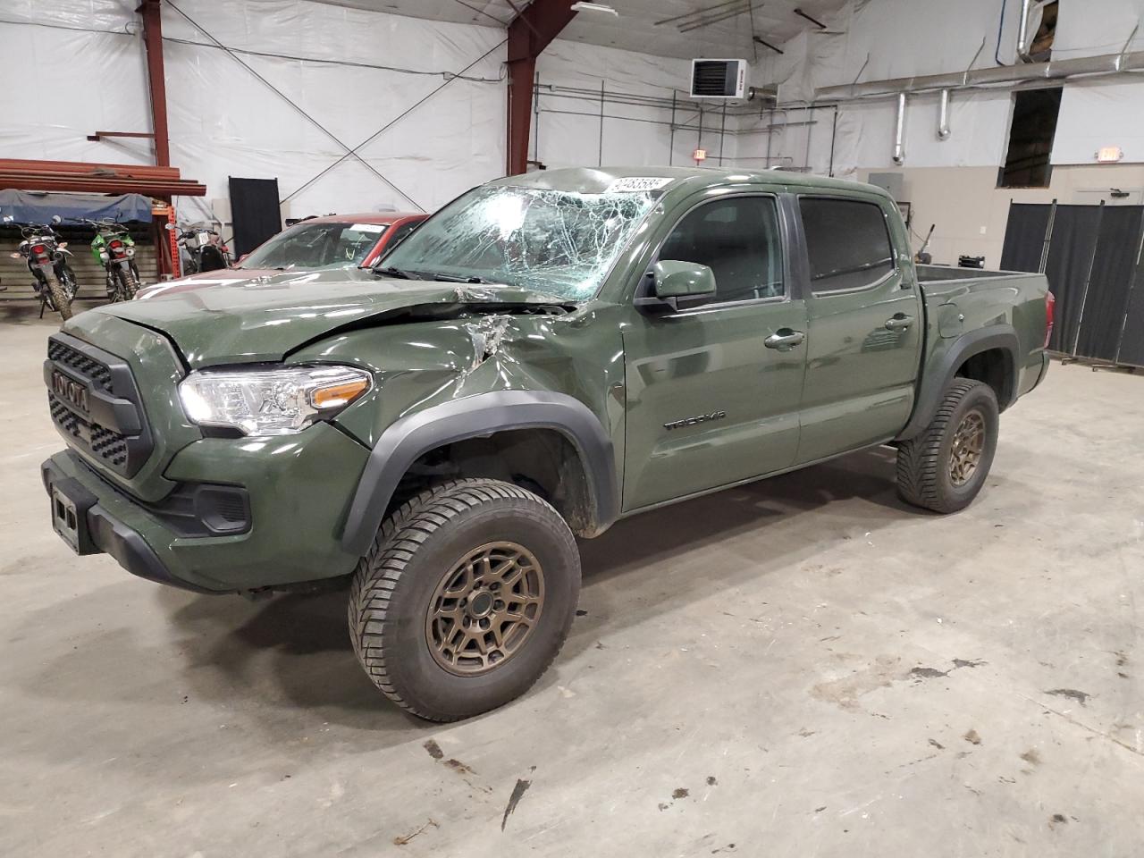 TOYOTA TACOMA 2022