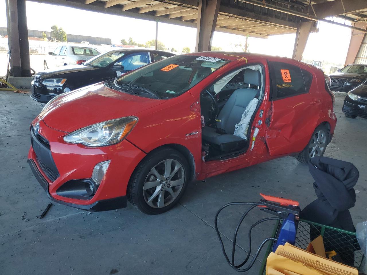 TOYOTA PRIUS C 2017