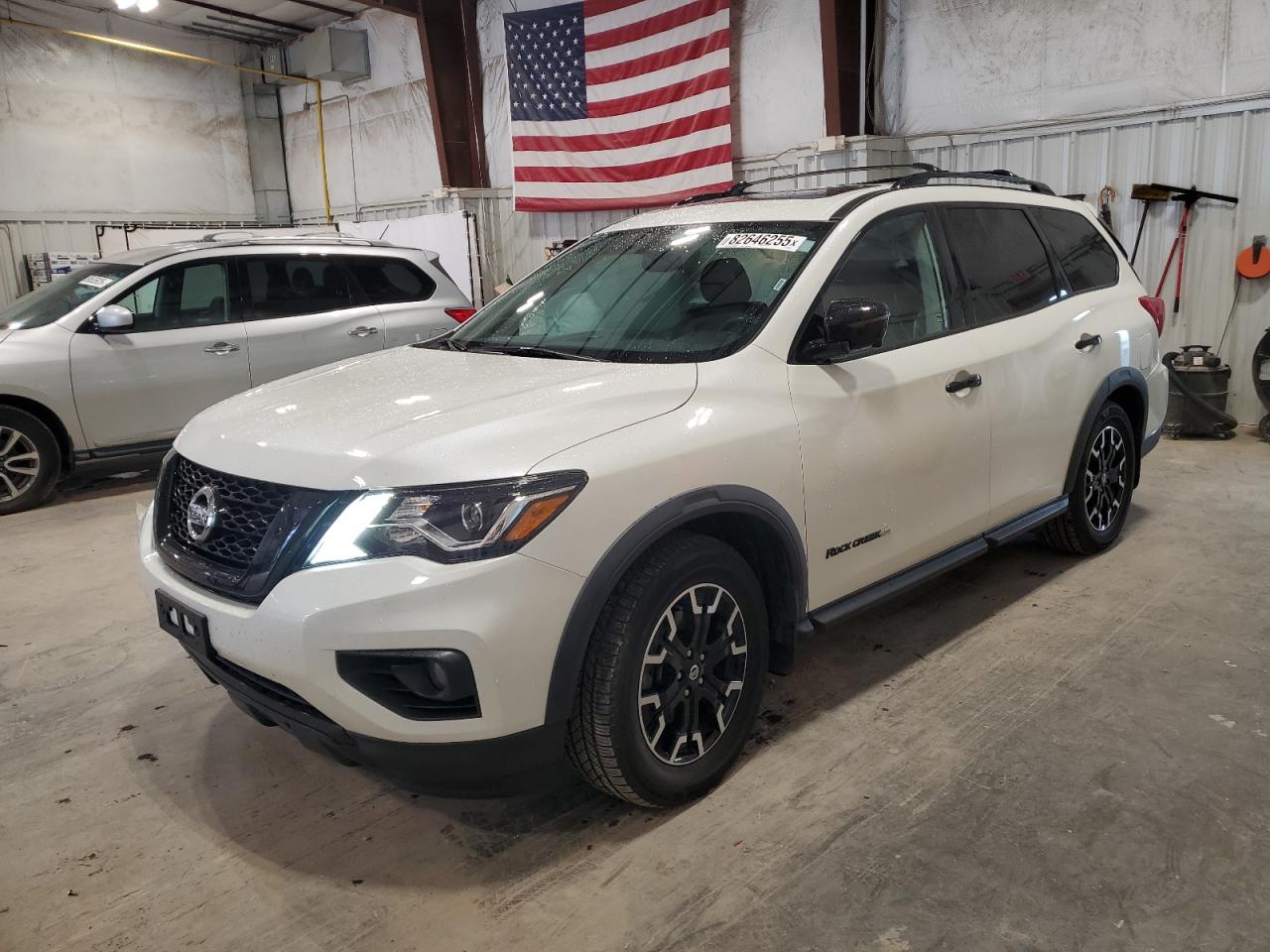 NISSAN PATHFINDER 2020