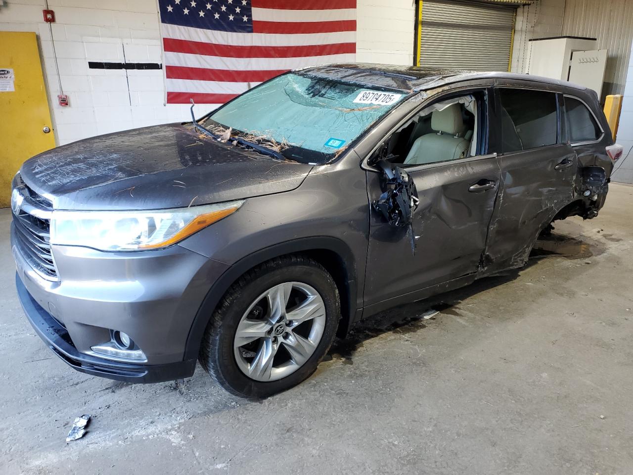 TOYOTA HIGHLANDER 2016