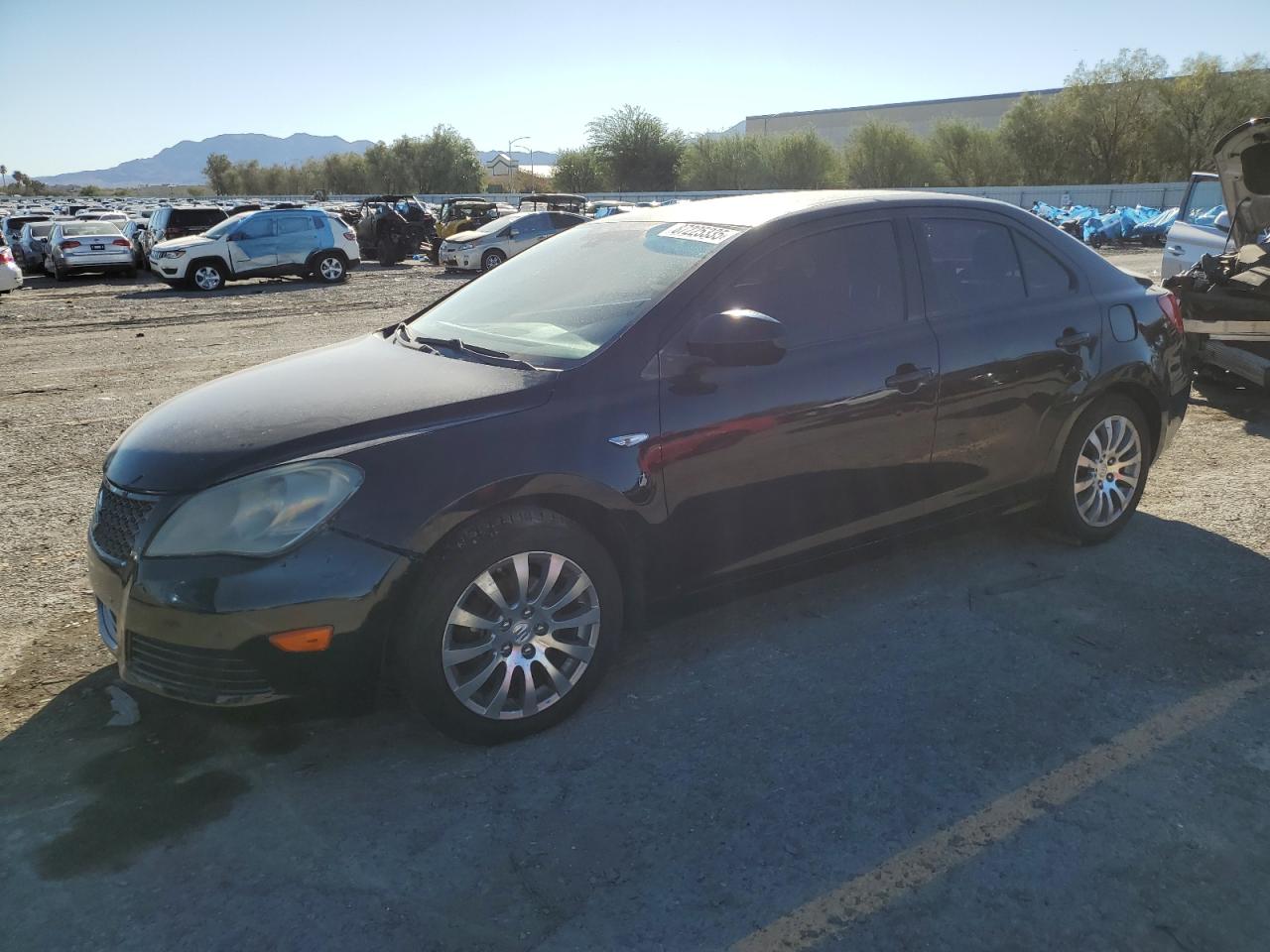 SUZUKI KIZASHI SE 2010