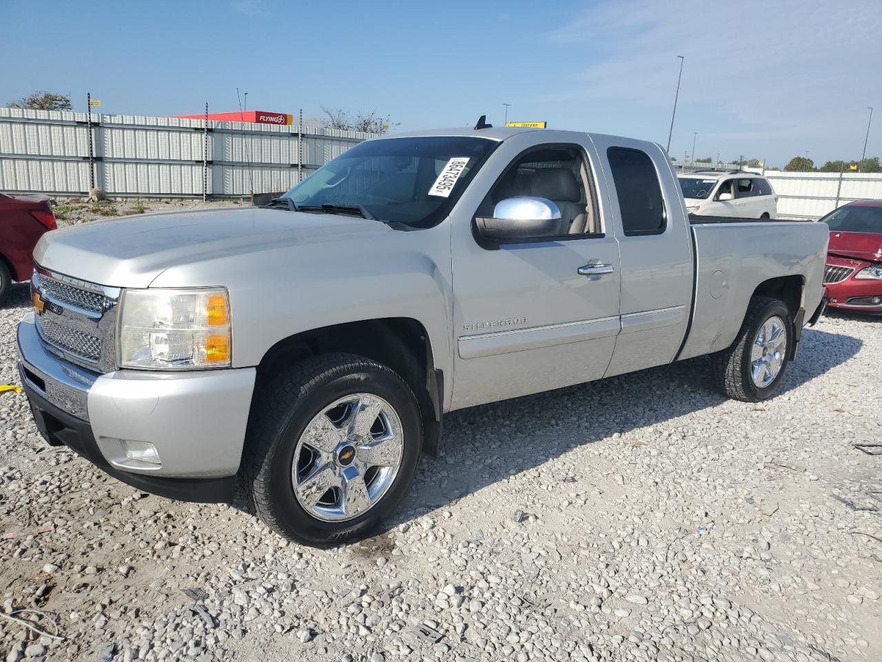 CHEVROLET SILVERADO 2011