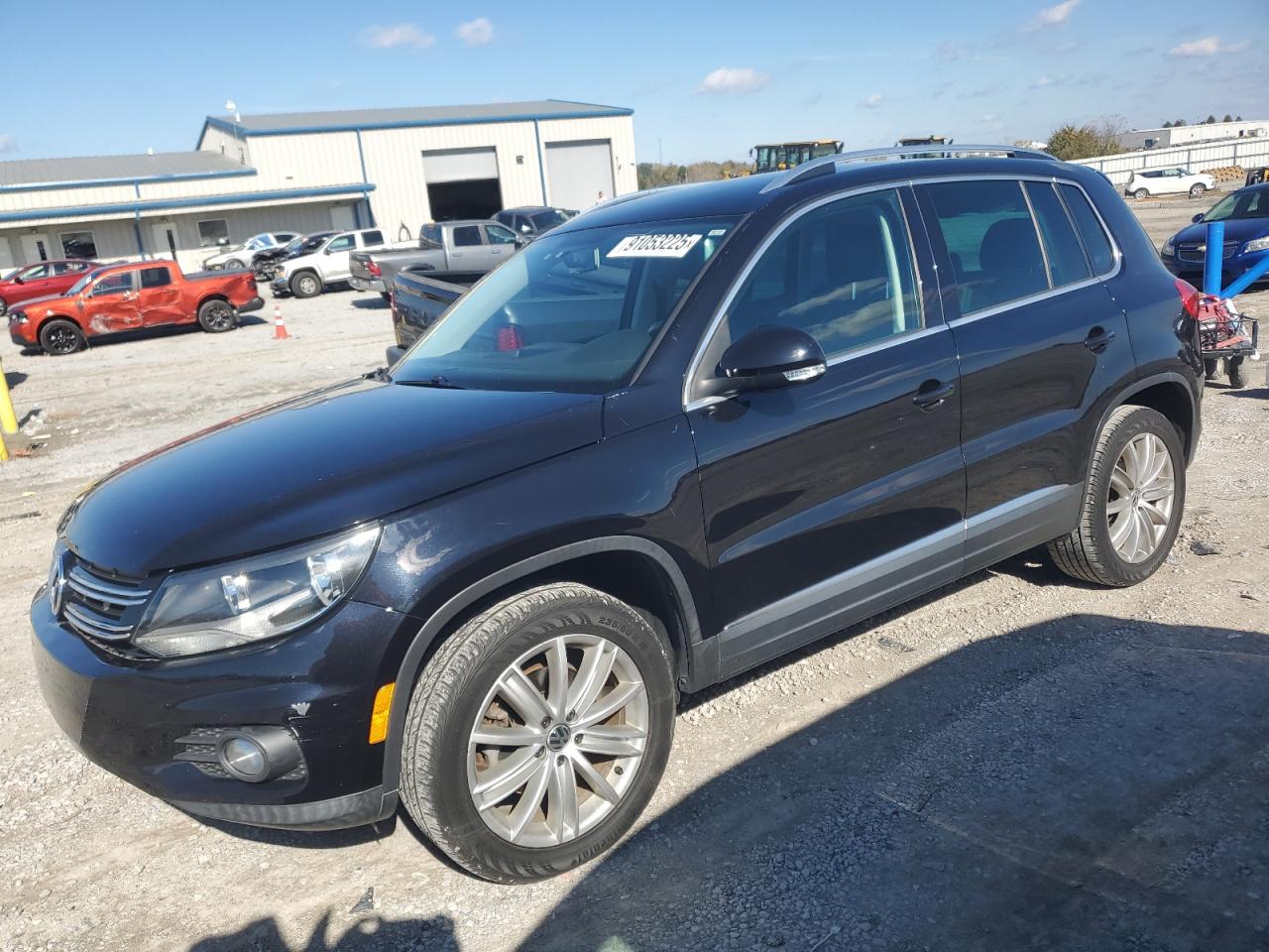 VOLKSWAGEN TIGUAN 2012
