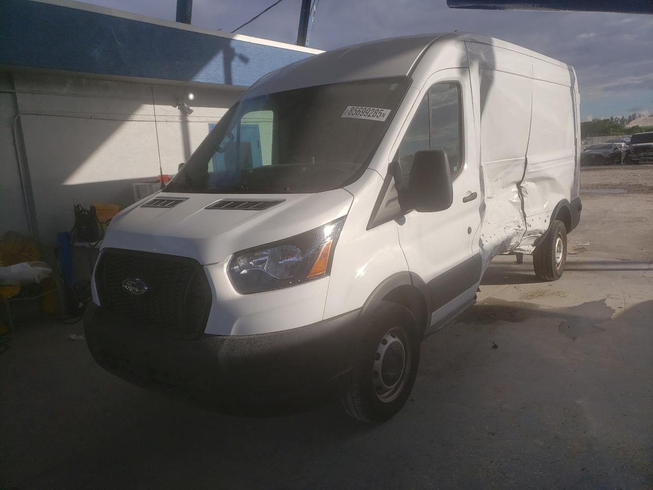 FORD TRANSIT T- 2024