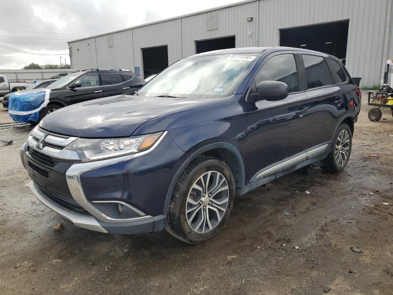 MITSUBISHI OUTLANDER 2018