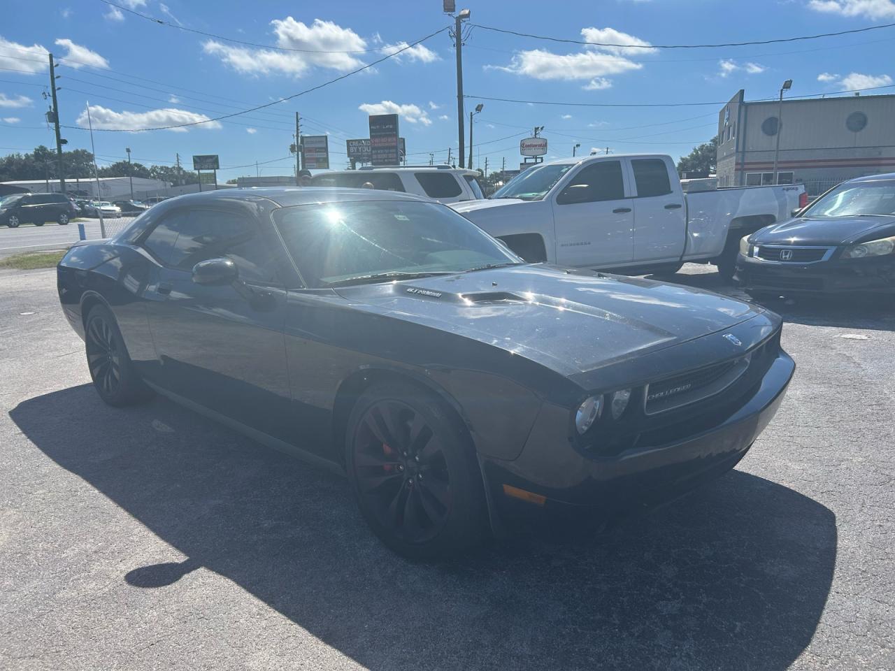 DODGE CHALLENGER 2010